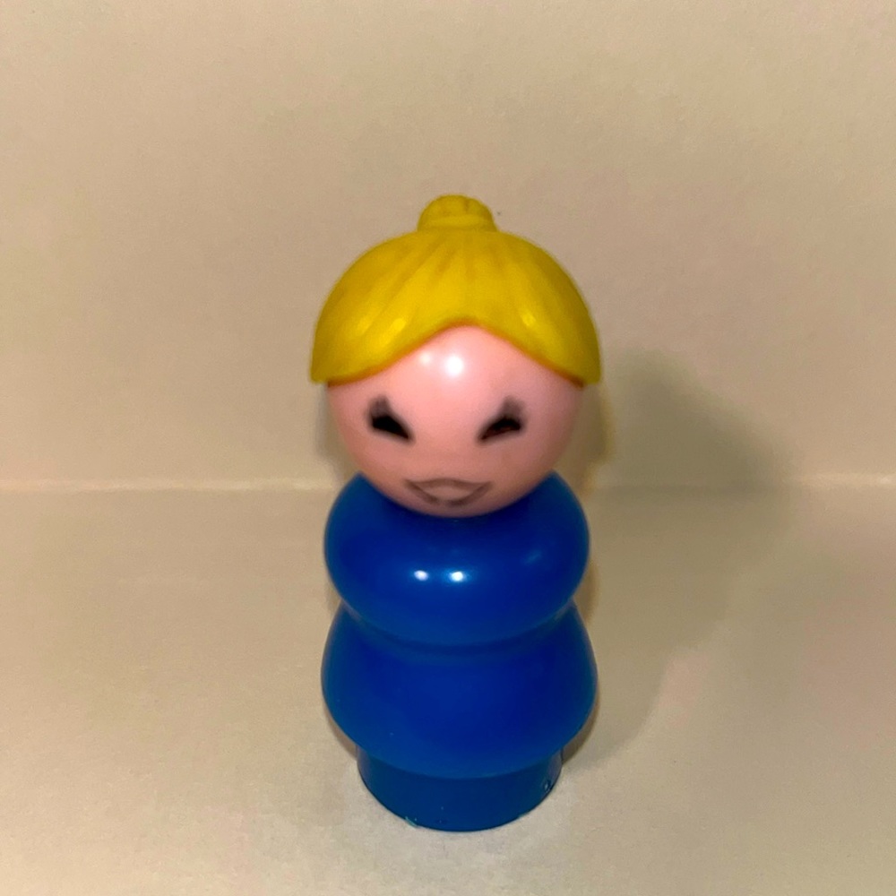Vintage Fisher-Price Little People Blue Lady/Mom